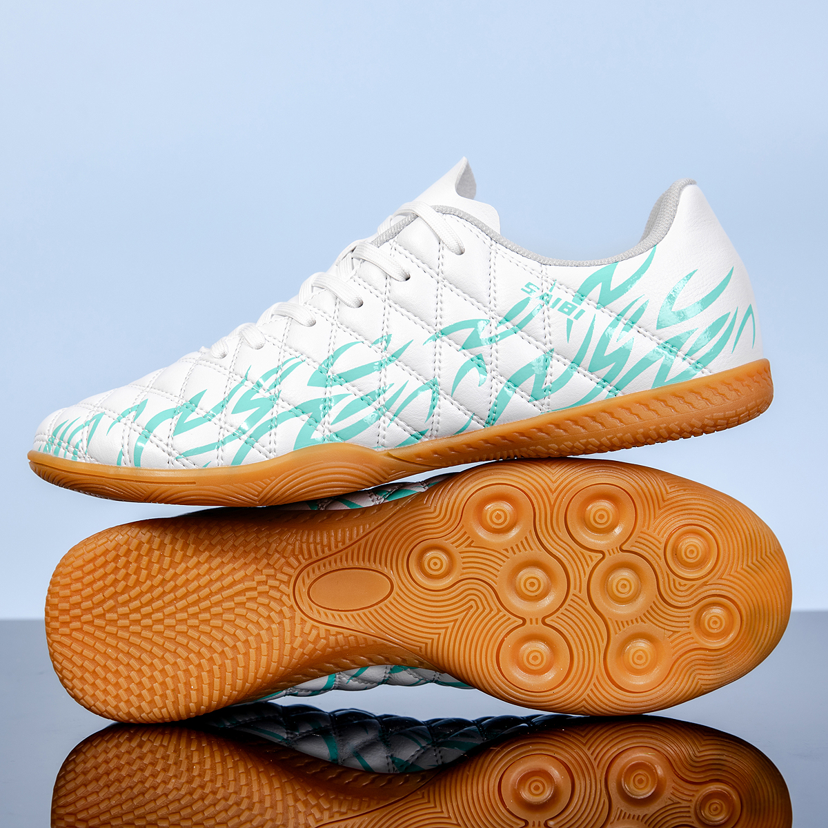 KJ01P-Stock Low-cut IC Football Shoes,EU 35-45 — 4