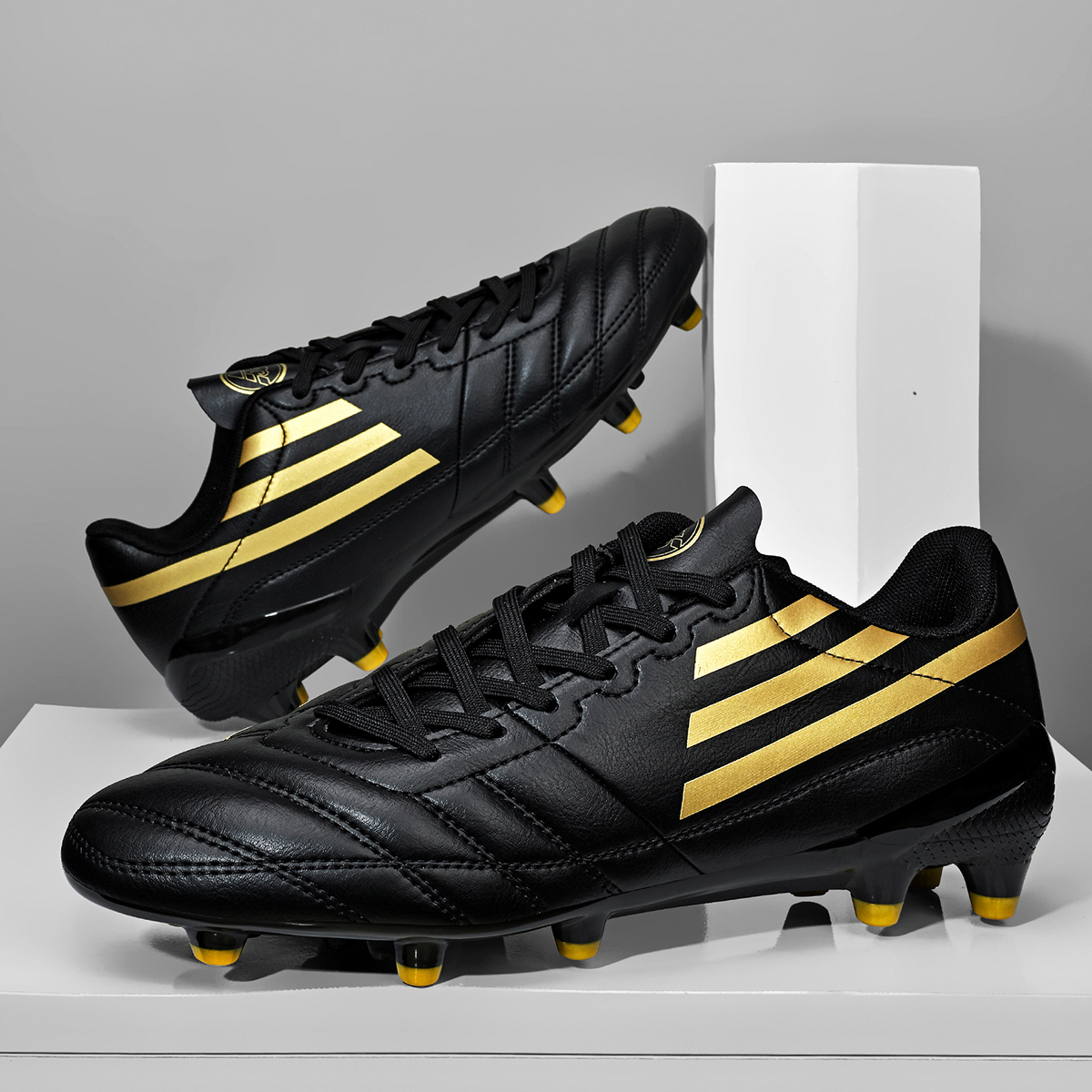 3560C-Lace-Up Long Stud Soccer Cleats Sizes 35-45 — 3
