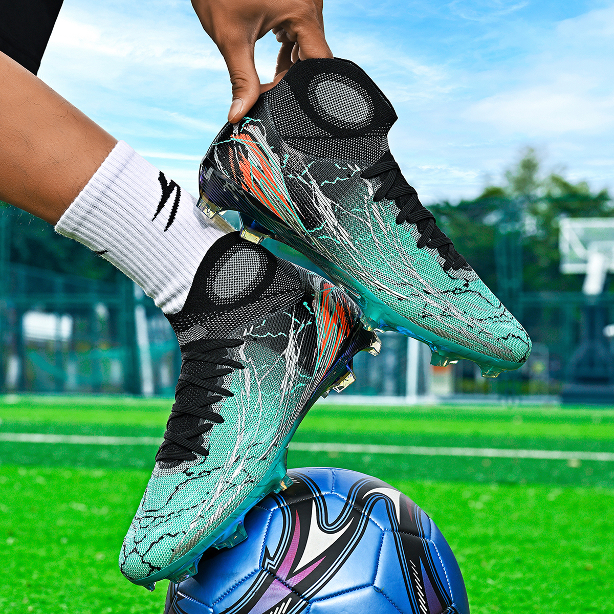 308J035-Holographic Gold Sole Soccer Cleats Sizes 35-45 — 3