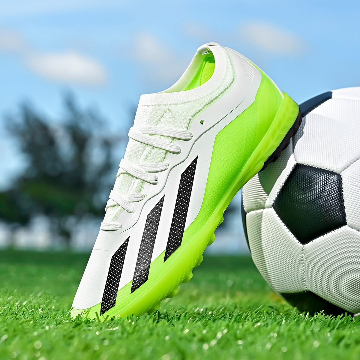 22310S-TPU Upper Turf Soccer Cleats Sizes 35-45 — 1