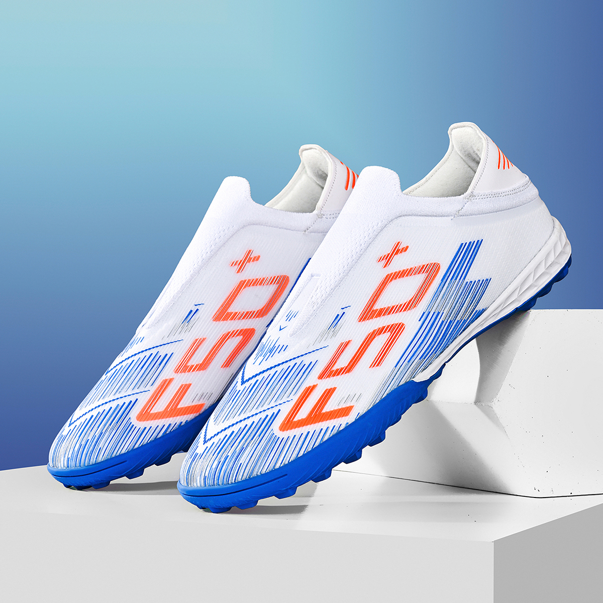 1805S-TPU Seamless Turf Soccer Shoes Sizes 32-45 — 12