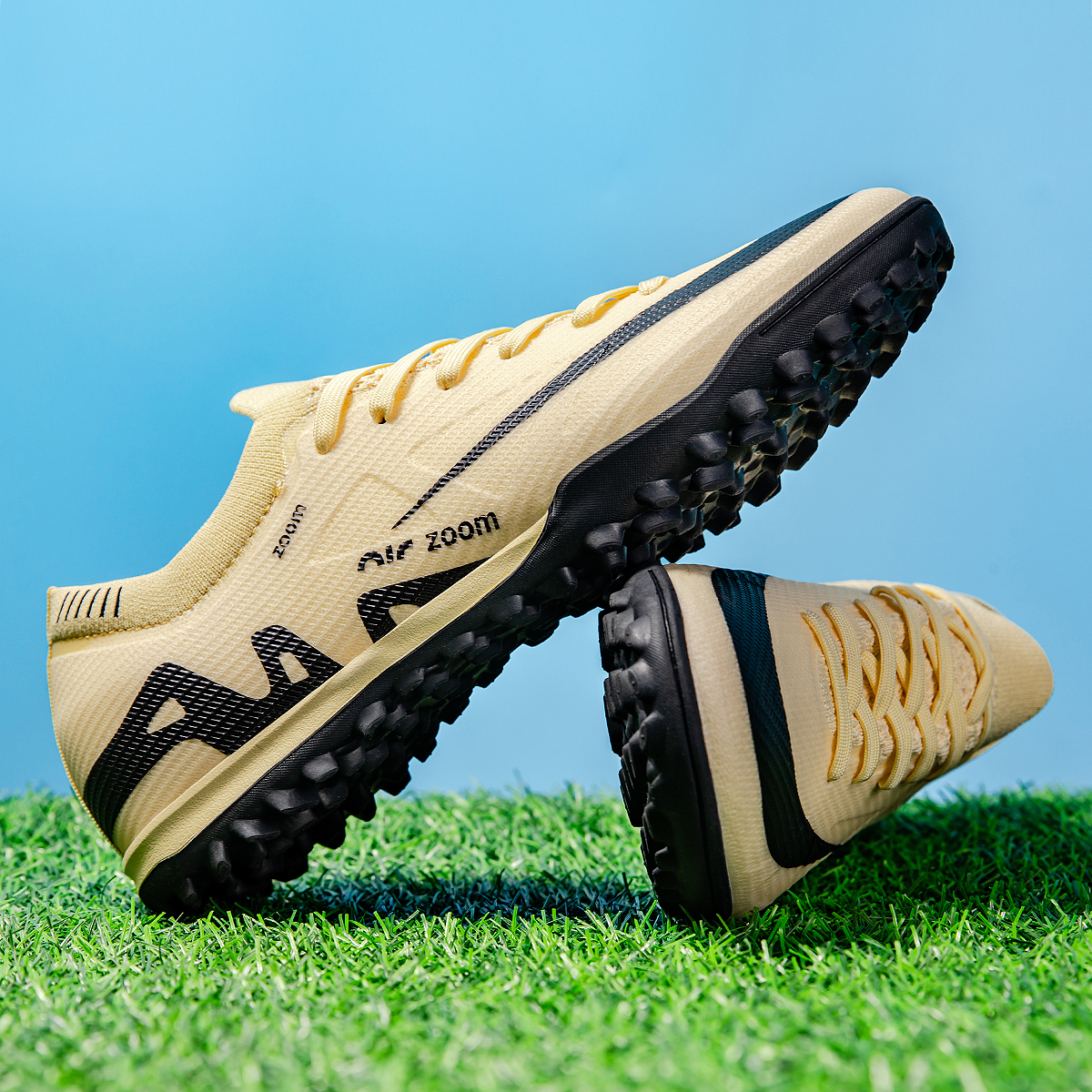 198S-TPU Seamless Turf Soccer Shoes Sizes 35-45 — 1