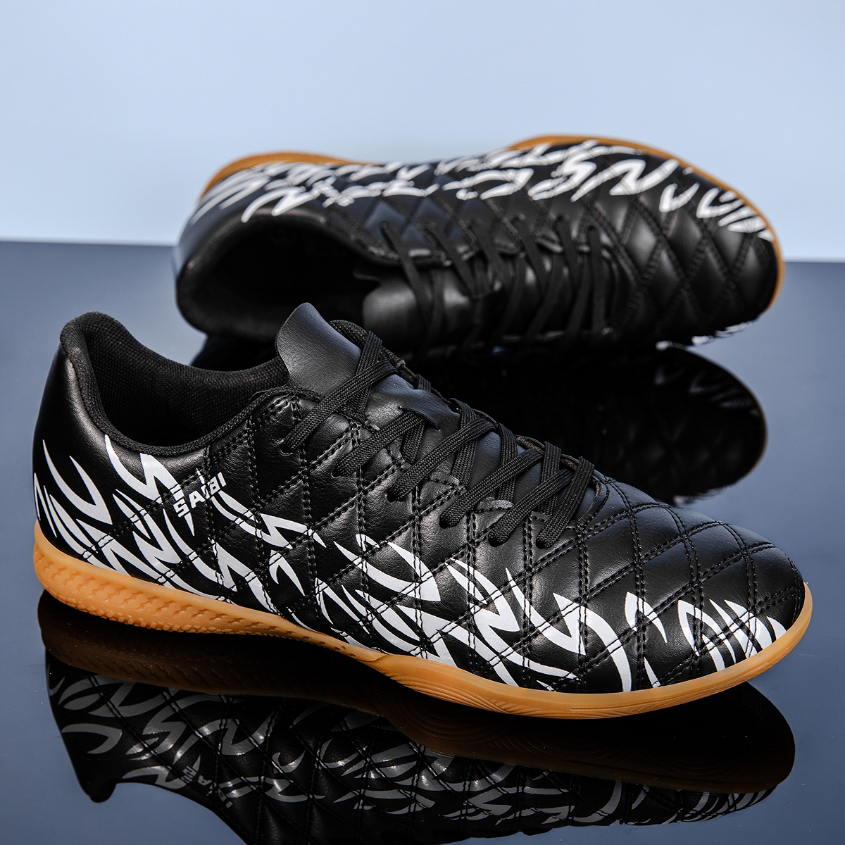 KJ01P-Stock Low-cut IC Football Shoes,EU 35-45 — 8