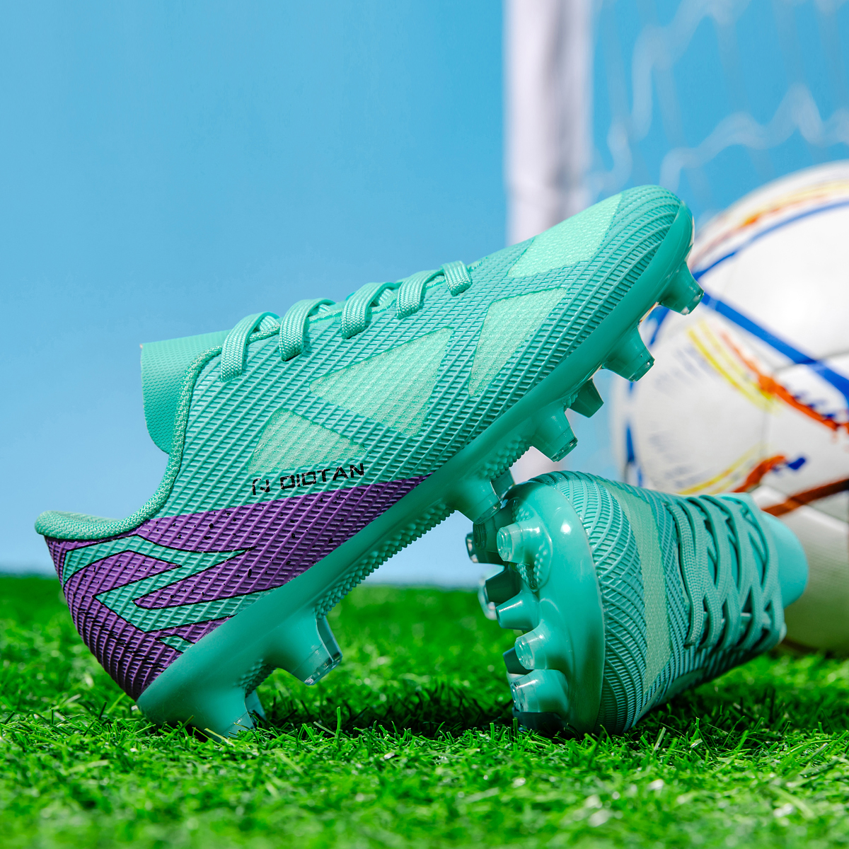 2450C-Lace-Up Low-Cut Long Stud Soccer Cleats Sizes 30-38 — 2