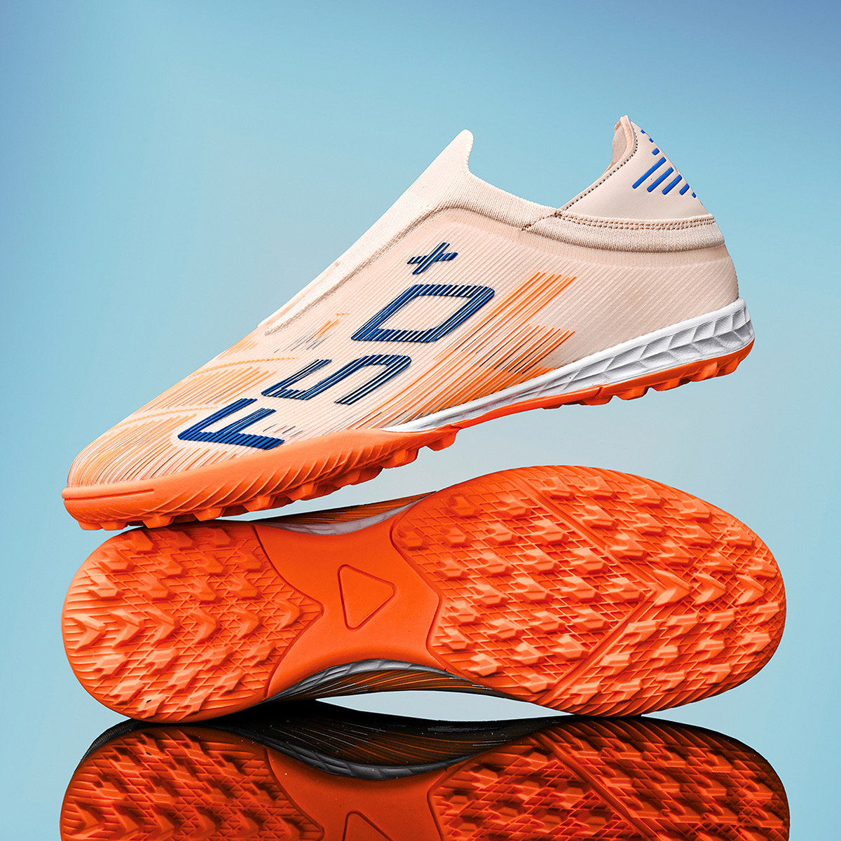 1805S-TPU Seamless Turf Soccer Shoes Sizes 32-45 — 1