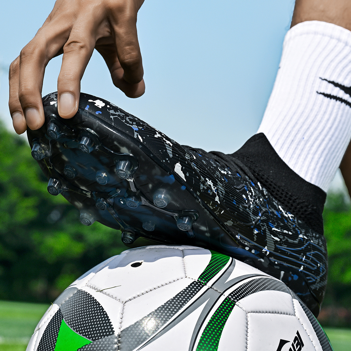 3300M-Stock High Top Multi Ground Football Shoes,Sizes 35-45 — 10