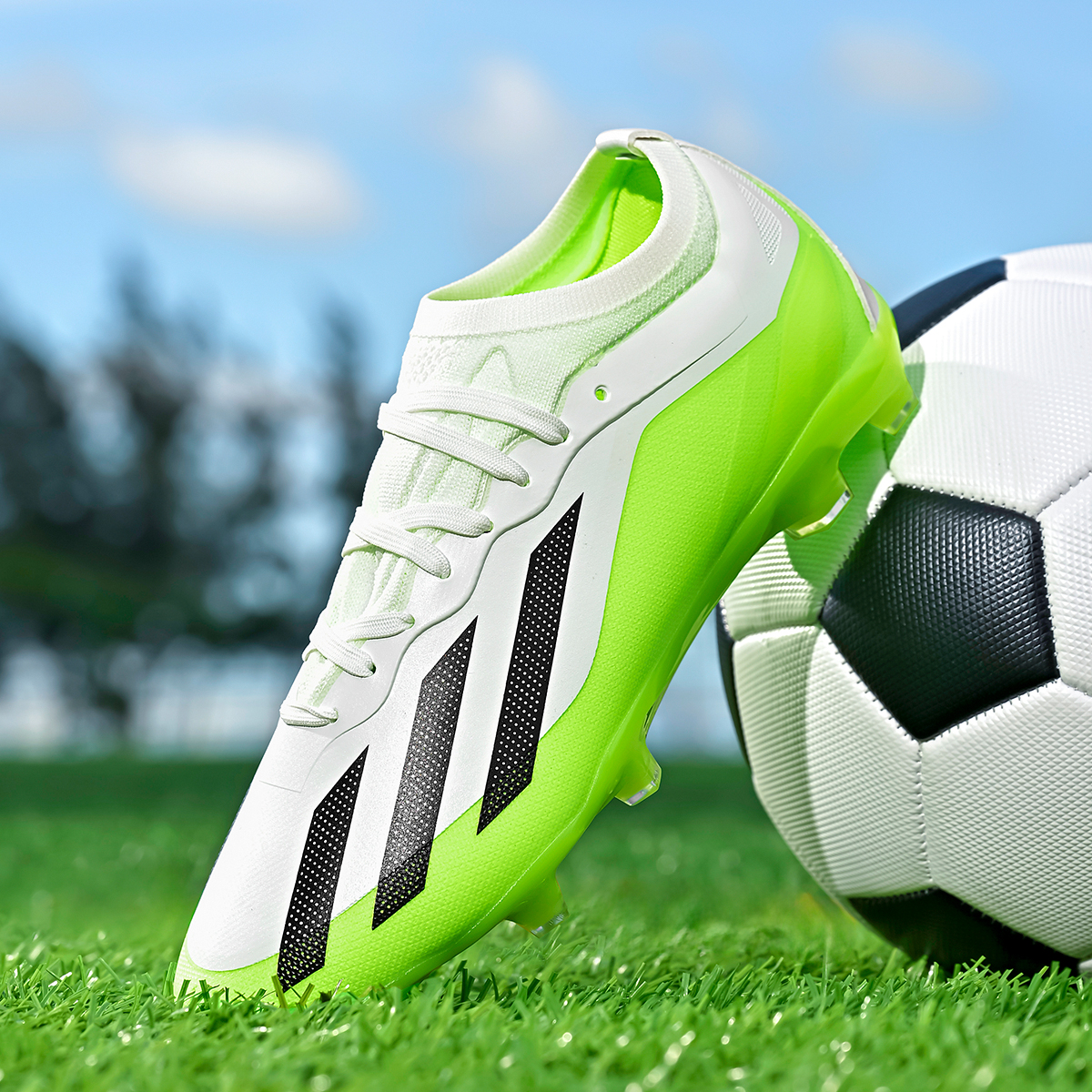 22310C-TPU Upper Long Stud Soccer Cleats Sizes 35-45 — 1