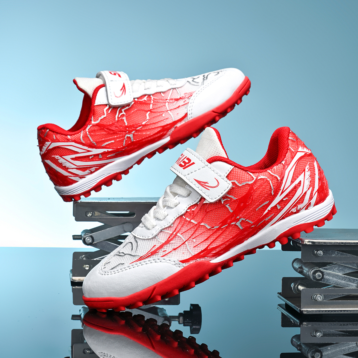 2033S-Kids' Mesh Upper Soccer Shoes Sizes 28-39 — 3