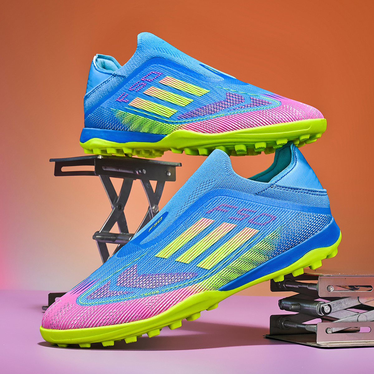 2037S-TPU Seamless Turf Soccer Shoes Sizes 35-45 — 12