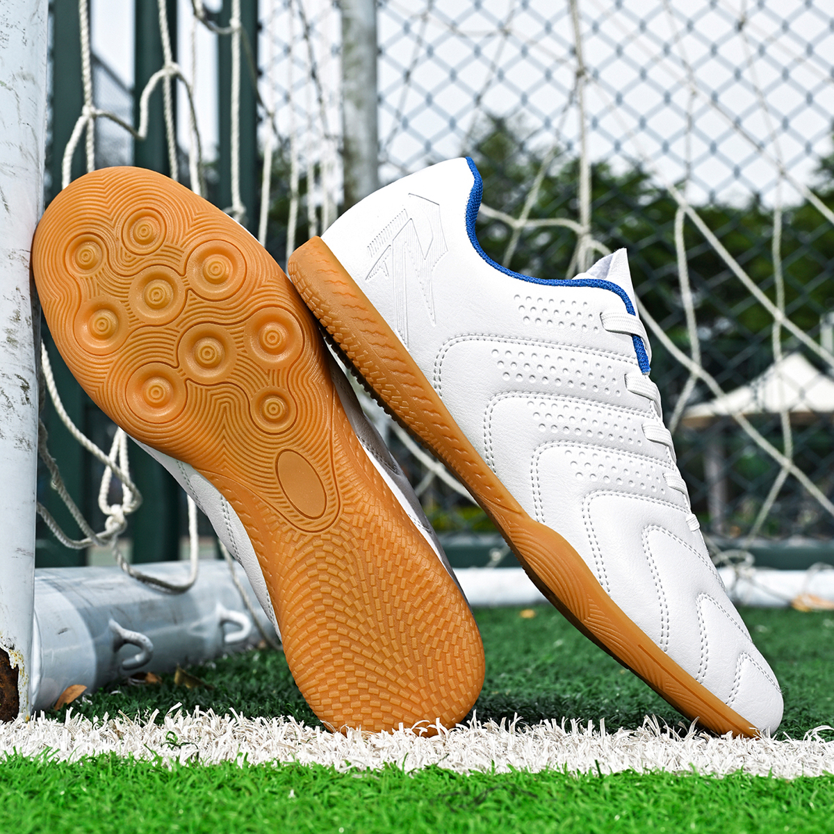 3680P-Stock Low-cut IC Football Shoes,EU Sizes 35-45 — 4
