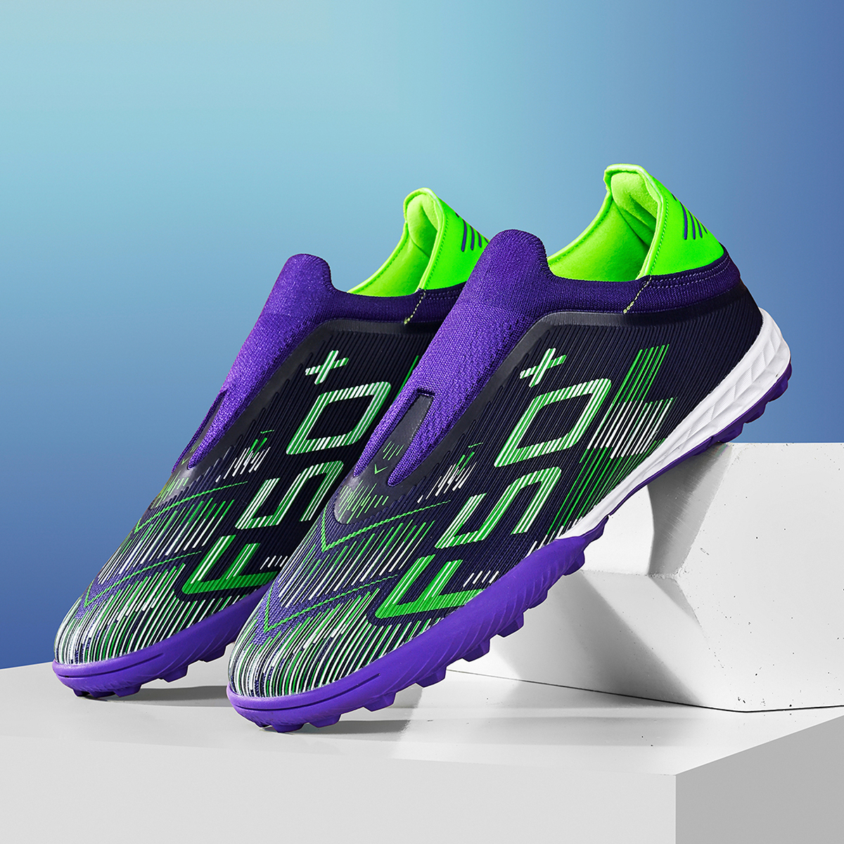 1805S-TPU Seamless Turf Soccer Shoes Sizes 32-45 — 10