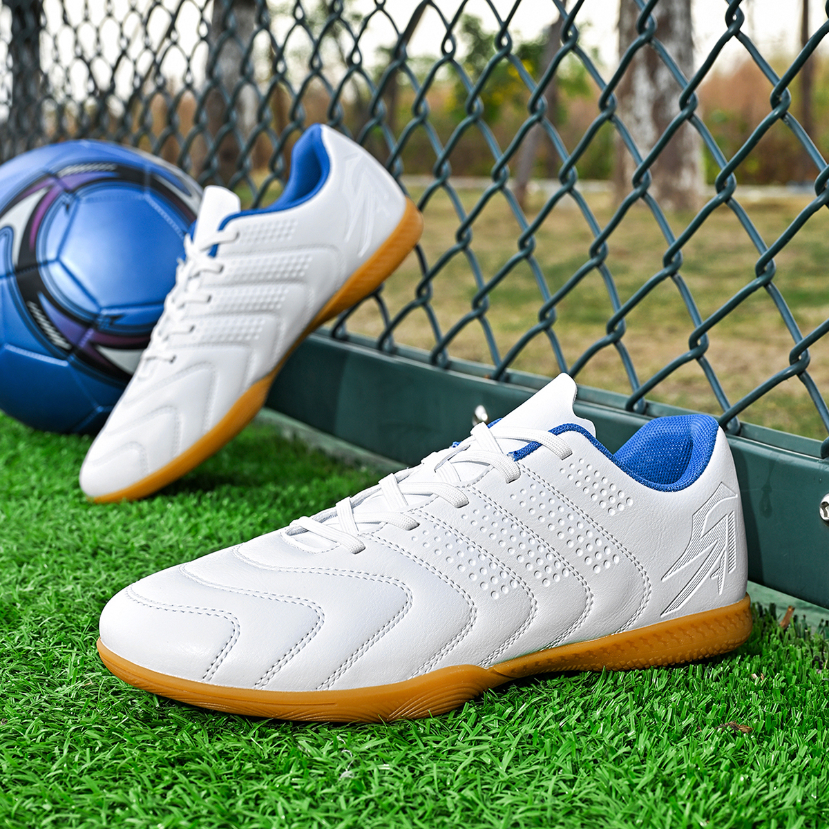 3680P-Stock Low-cut IC Football Shoes,EU Sizes 35-45 — 5