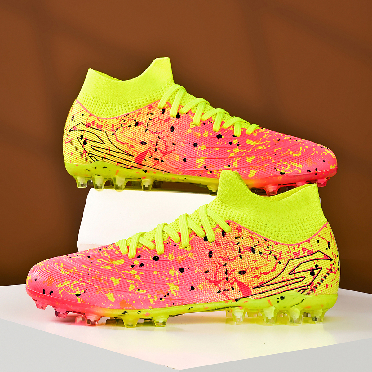 3300M-Stock High Top Multi Ground Football Shoes,Sizes 35-45 — 1
