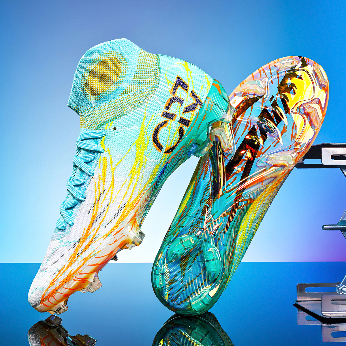 305J035XC-Holographic Gold Sole High-Cut Soccer Cleats Sizes 35-45 — 3