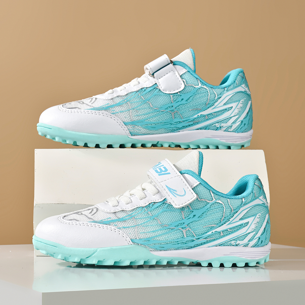 2033S-Kids' Mesh Upper Soccer Shoes Sizes 28-39 — 12