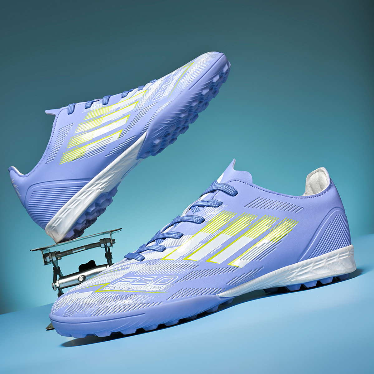 5566S-Stock Lace-up TF Football Shoe — 10