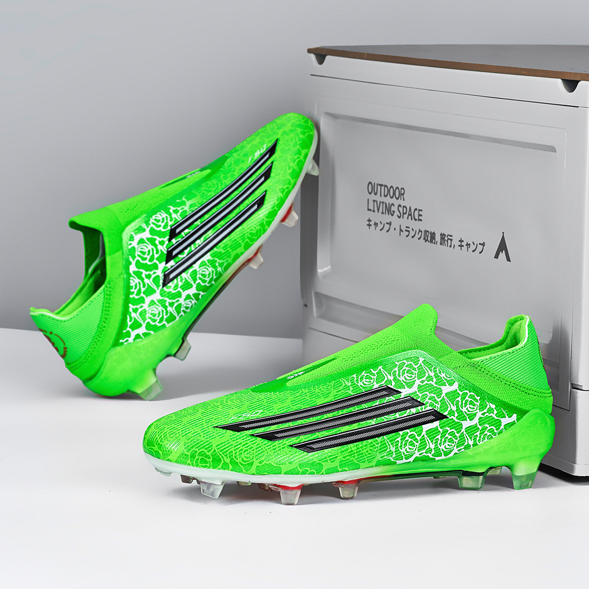 8553C-Stock Slip-on FG Football Shoes,EU Sizes 33-45 — 13