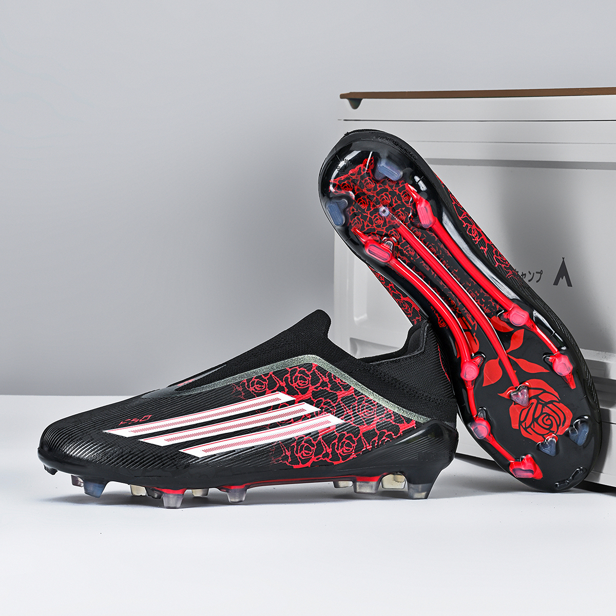 8553C-Stock Slip-on FG Football Shoes,EU Sizes 33-45 — 18