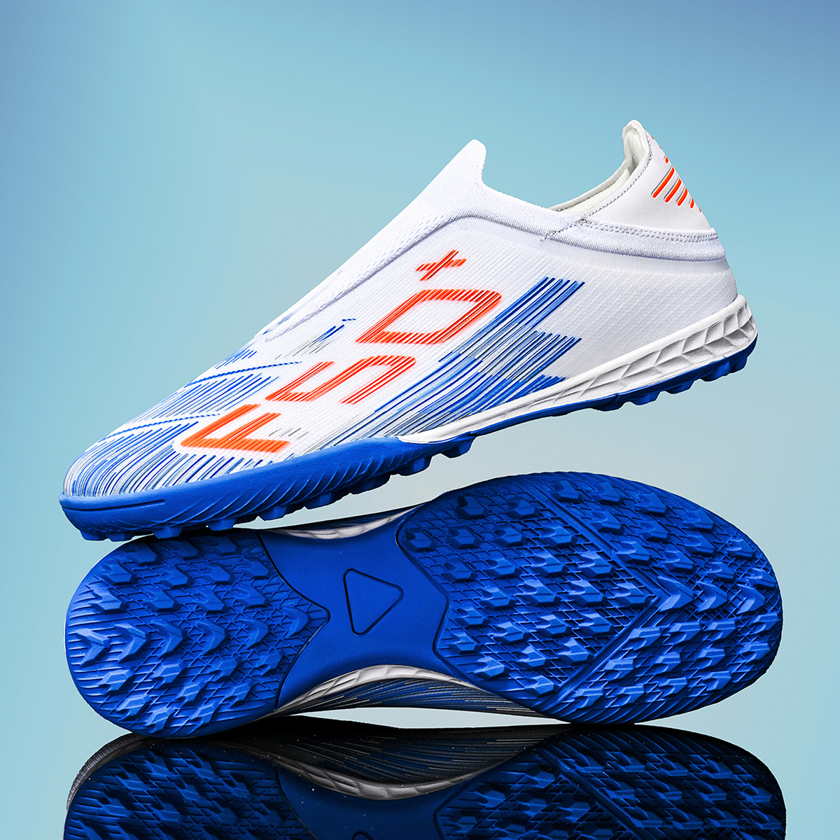1805S-TPU Seamless Turf Soccer Shoes Sizes 32-45 — 2
